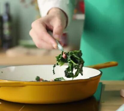 Este lombinho de porco é uma explosão de sabores! É fácil de fazer, vai ao forno e... já está