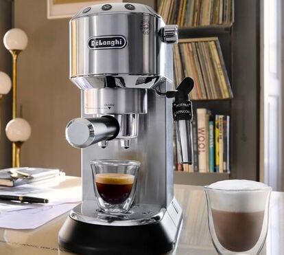Café e galão com espuma de leite? Sim, mas com 46% de desconto! Descubra a cafeteira premium que está em promoção
