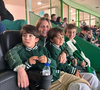 Mulher e filhos de João Pereira estreiam-se em Alvalade com goleada dos Leões