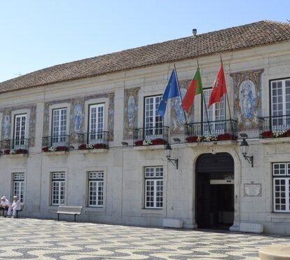 Cascais volta a baixar IMI para valores mínimos