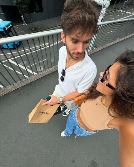 Kika Cerqueira Gomes e Pierre Gasly