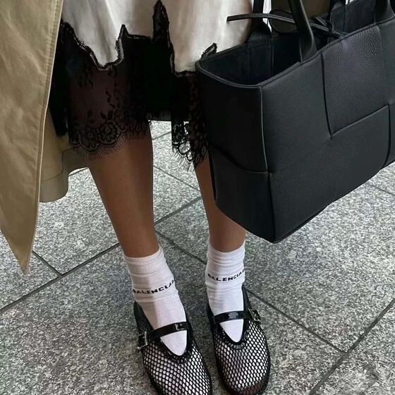 Usar este sapatos no tempo frio? Mesmo inadequados há já quem não os tire dos pés