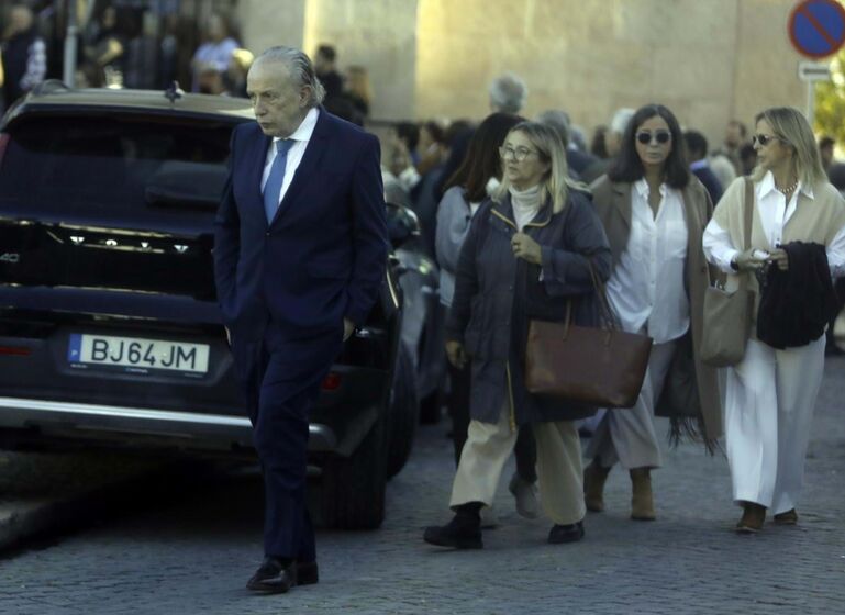 Funeral do bebé Vicente, neto de João Palha Ribeiro Telles