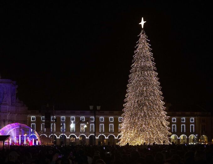 Lisboa já está iluminada