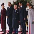 kate, william, carlos iii, camilla, catar, emir do catar