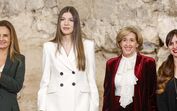 Infanta Sofia inspira-se no estilo da mãe, a rainha Letizia, para a sua estreia a solo em atos oficiais