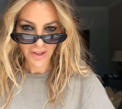 Jessica Athayde no dia a seguir ao casamento: maquilhagem borrada, descabelada e em cuecas… mas muito feliz! 