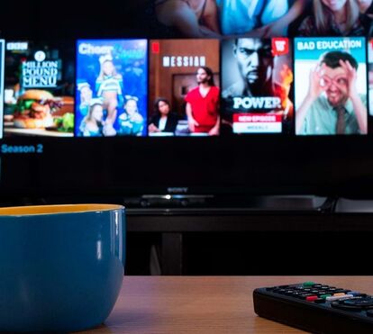 Dezembro é mês de mantinhas e séries no sofá! Confira as novidades no streaming