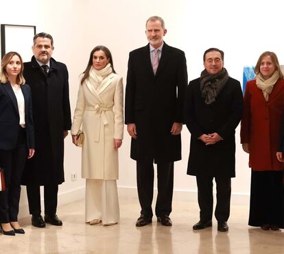 O look branco integral de Letizia em Roma