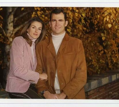 Era (só) para ser um simples postal de Natal… mas felicitações geram críticas a Felipe e Letizia e até a princesa Leonor leva por tabela