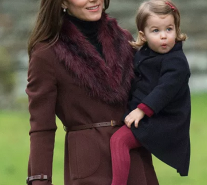 As escolhas de look da Princesa Charlotte ao longo dos anos