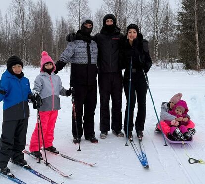 O maravilhoso Natal de Cristiano Ronaldo e Georgina Rodríguez na terra do Pai Natal