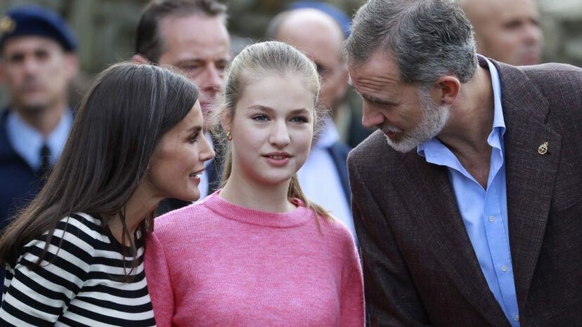 Letizia, Felipe VI e Leonor