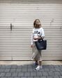 Tem mais de 40 anos? Saiba como usar 'sweatshirts' no seu dia-a-dia