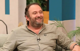 A 'levar pancada' graças à sua nova série, Eduardo Madeira leva um "redundante cartão vermelho"