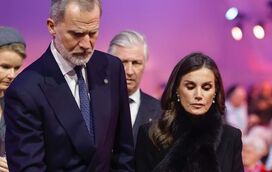 Felipe VI obrigado a pedir desculpas pelo comportamento inapropriado da mulher, a rainha Letizia