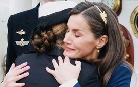 "Leonor, desculpa-me… desculpa-me por favor!" Letizia chora e culpa-se pelos problemas que a filha está a passar no mar