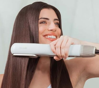 Já há uma alternativa económica à Dyson Airstrsait! A prancha que seca e alisa num só gesto
