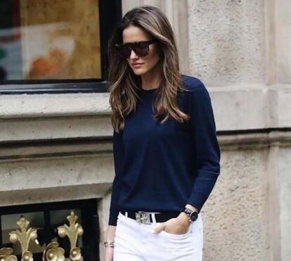 Tendência requintada! Como usar calças brancas no inverno de forma elegante 
