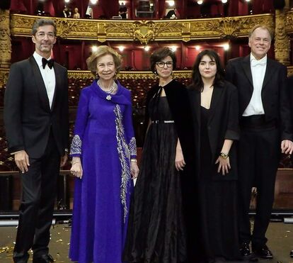 Depois de mais uma afronta de Letizia, rainha Sofia abandona Madrid triste e desiludida com o Felipe