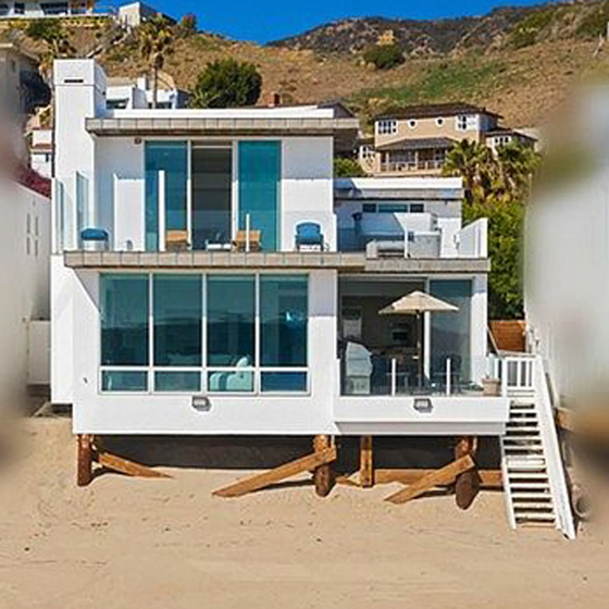 A casa de Paris Hilton em Malibu