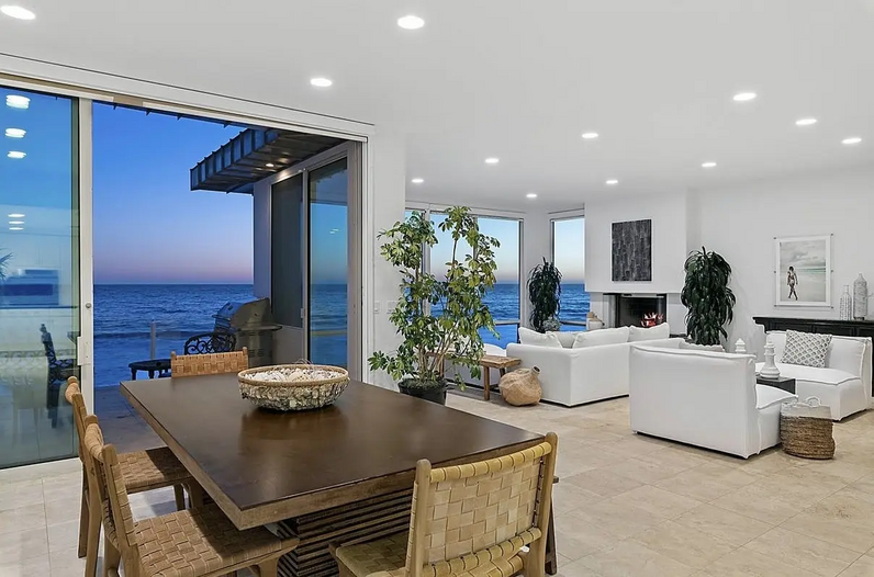 A casa de Paris Hilton em Malibu