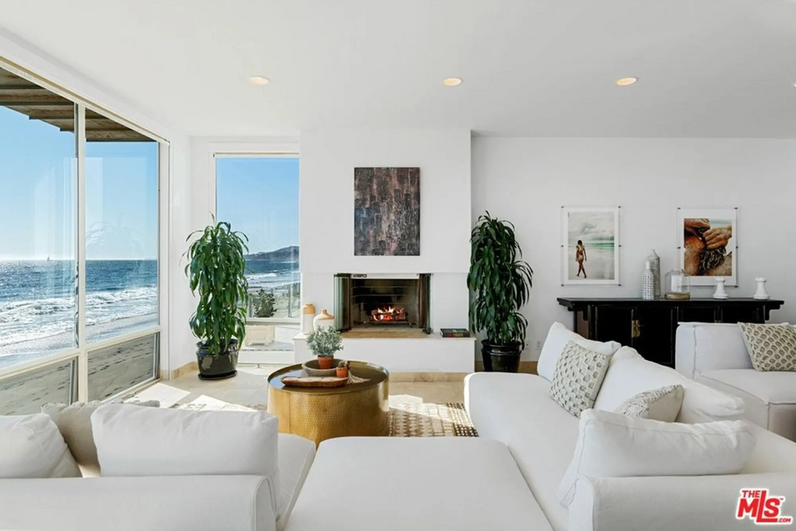 A casa de Paris Hilton em Malibu