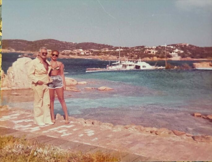 Lili Caneças, Álvaro Caneças, Sardenha