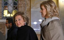 Rainha Sofia rouba protagonismo no casamento de Nicolás da Grécia e Chrysi Vardinoyannis, com muitos piropos à mistura