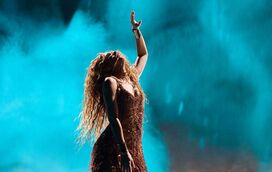 A traição de Piqué foi o melhor que lhe aconteceu! Shakira regressa e é só 'encaixar' milhões