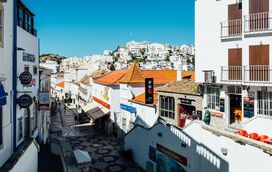 Albufeira altera regras balneares, mas não é caso único! Saiba onde pode ter o seu verão condicionado