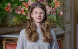 Futura rainha da Suécia faz 13 anos e publica foto inédita nas redes sociais