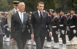 Emmanuel Macron recebido com pompa e circunstância em Lisboa