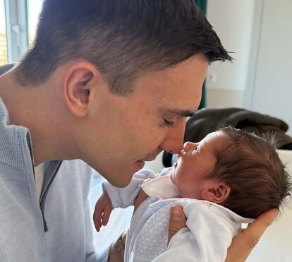 Aí está... a reação de João Palhinha ao nascimento do segundo filho: 'A nossa vida ganhou mais uma nova luz' 