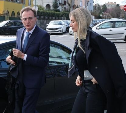 Amor às claras! Filho de Pinto da Costa leva namorada à missa de 7.º dia do pai e encerra capítulo do polémico divórcio com queixa por violência doméstica