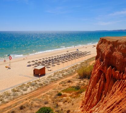 São bonitas, paradisíacas e uma até fica em Portugal. Estas são as 10 melhores praias do mundo