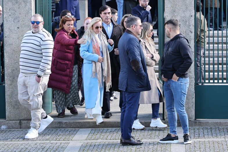 Cláudia Campo à saída da cerimónia.jpeg