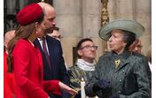 Kate Middleton, príncipe William, princesa Ana 