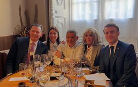 'Masterchef' do poder: Macron e Montenegro apreciam do bom e do melhor no restaurante do chef Rui Paula