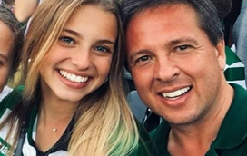 Como disse?! Pai de Magui Corceiro revela que a filha "nasceu feiinha" e isso causou "um certo desencanto"
