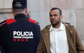 Dani Alves absolvido de violação, mas tribunal diz que o crime pode ter acontecido. Conheça o relato impressionante da vítima