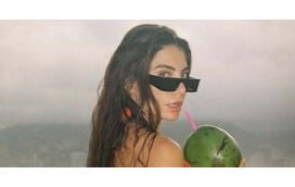 As imagens de Carolina Carvalho de férias no Brasil que aqueceram as redes sociais