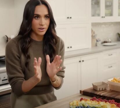 Meghan Markle 'está atordoada' com a avalanche de insultos e ameaças de que tem sido vítima
