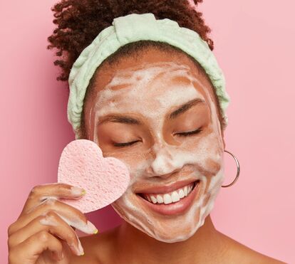 Pele sensível? Este é o creme que vai regenerar a sua pele em uma semana e dar-lhe um boost de hidratação
