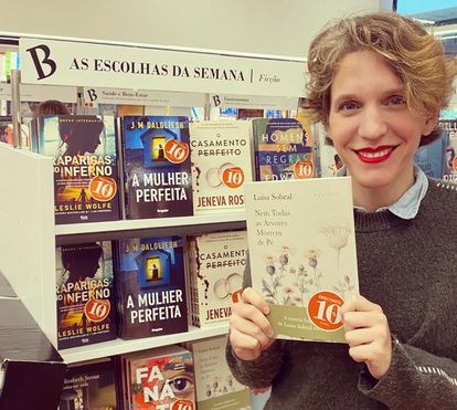 A estreia nos livros de Luísa Sobral com uma história que esteve nas notícias e virou ficção