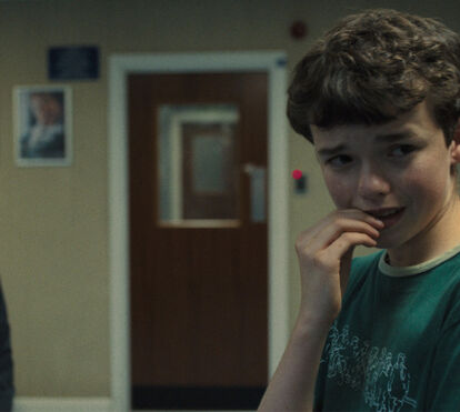 Porque é que está tudo louco com a série da Netflix 'Adolescência'? Nós vimos e ajudamos a explicar o fenómeno
