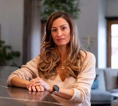 Quem é Rebecca Loos, a mulher que afirma ter tido um caso com David Beckham