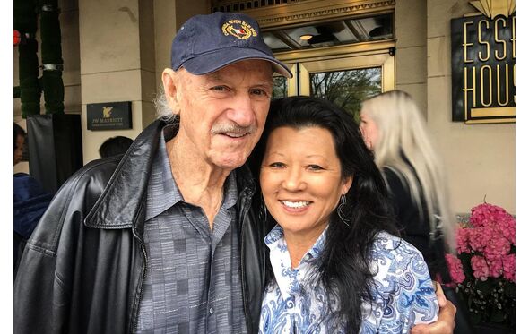 Gene Hackman e a mulher, Betsy Arakawa, 