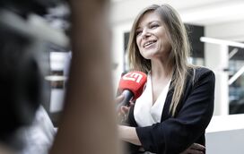 A FLASH já está na CMR com o 'Showbizz FM' de Luísa Jeremias 