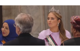 Princesa Amália brilha em banquete de estado em honra do Sultão do Oman